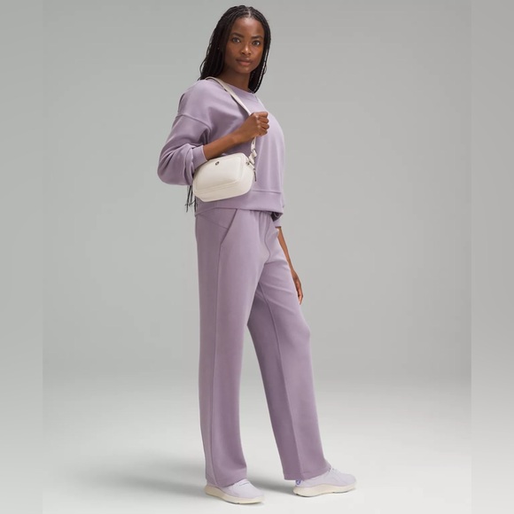 Lululemon Crossbody Camera Bag 2L- White Opal - Picture 5 of 5